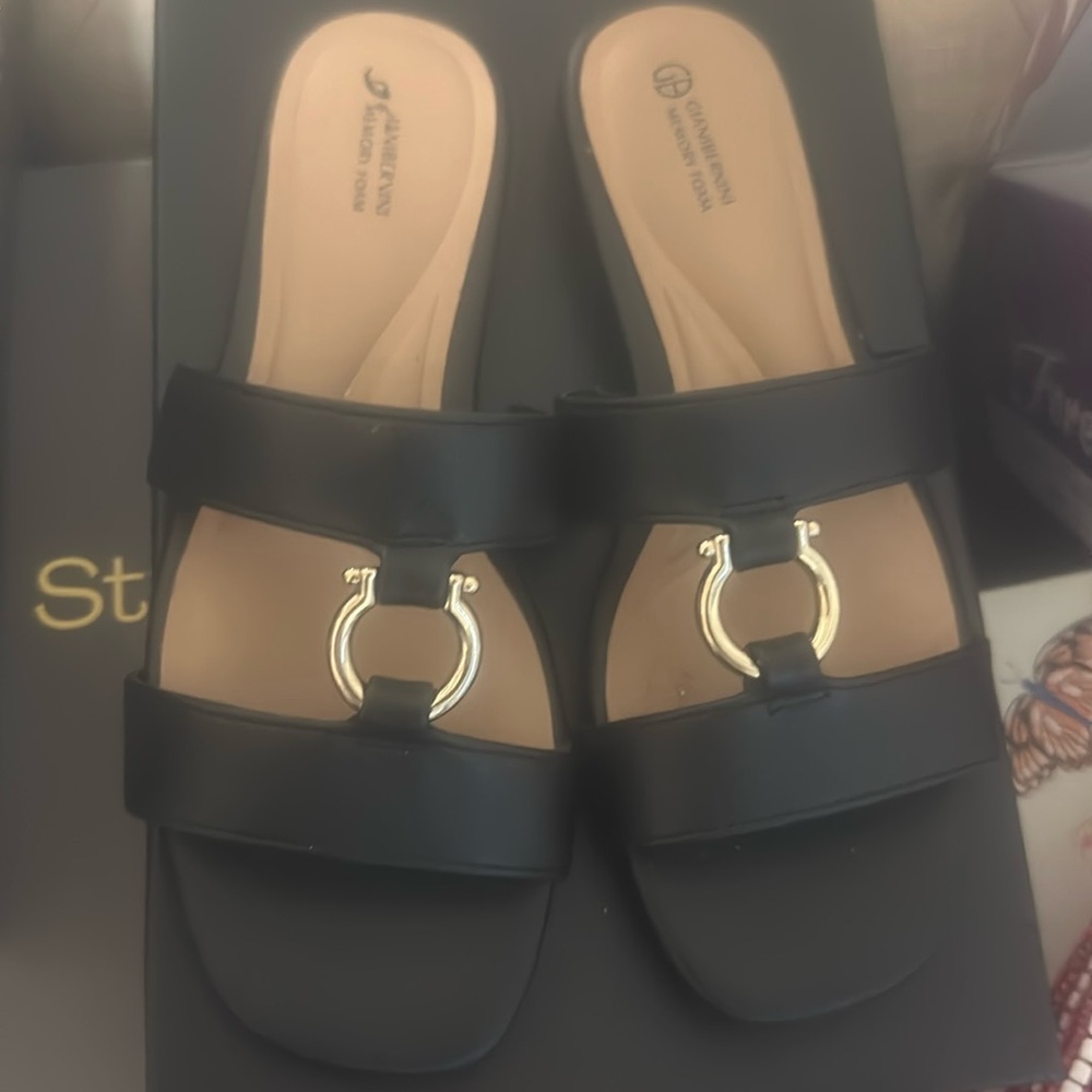 Size 5 slides